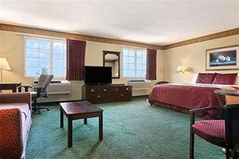 pet friendly hotels mountain home ar